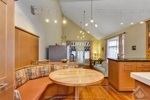 37 CHARLES St, New Edinburgh - Lindenlea, ON K1M 1R3