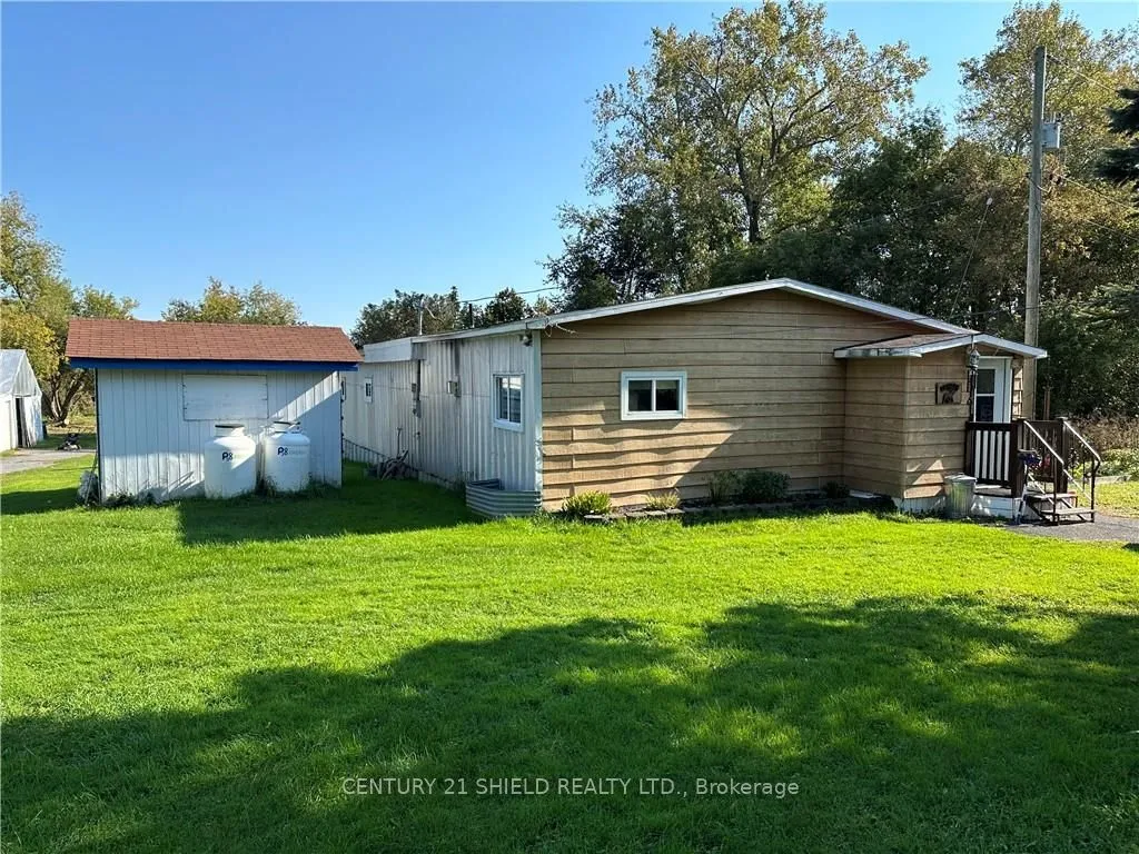 16399 CTY RD 36 Rd, South Stormont, ON K0C 1P0