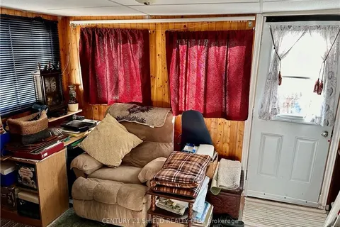 16399 CTY RD 36 Rd, South Stormont, ON K0C 1P0