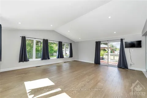 6200 RUSSELL Rd, Carlsbad Springs, ON K0A 1K0