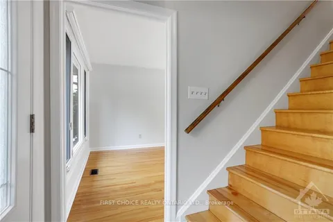 640 BROWNING Ave, Alta Vista and Area, ON K1G 0T9