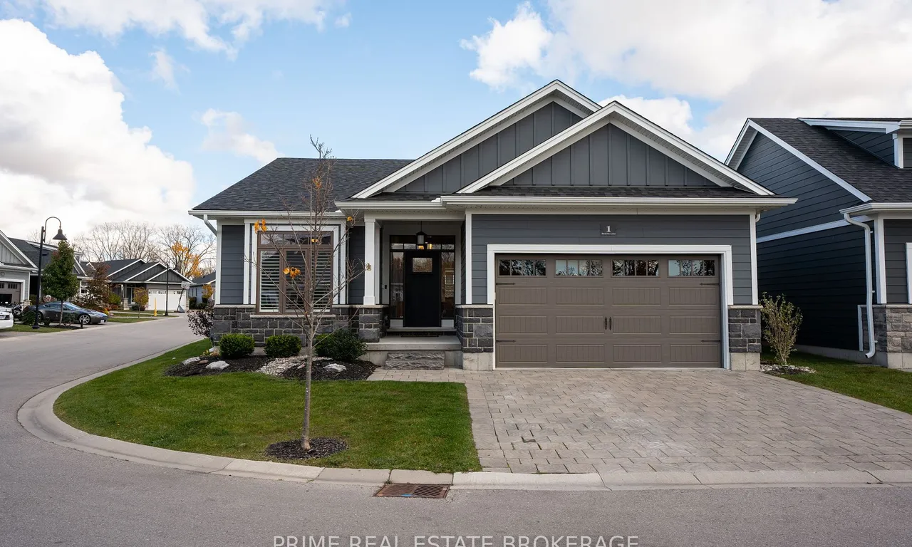 1 Sunrise Lane, Lambton Shores, ON N0M 1T0