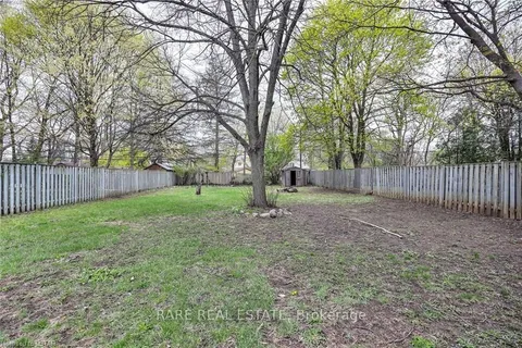 61 Wistow St, London, ON N5Y 1C9