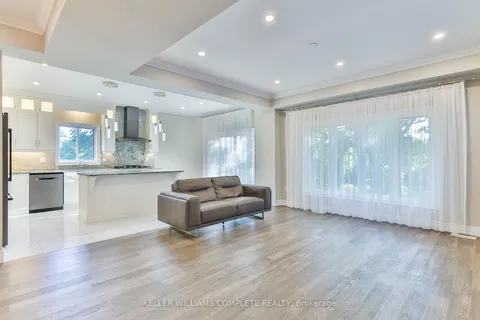 1261 Mohawk Rd, Hamilton, ON L9G 3K9