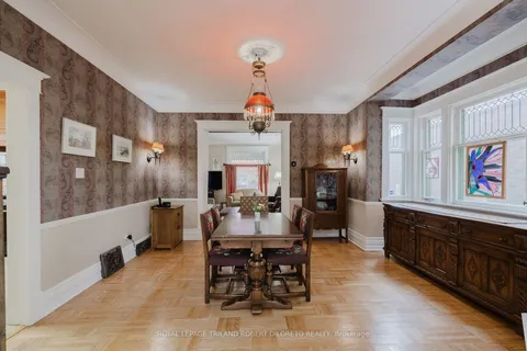 41 Gerrard St, London, ON N6C 4C6