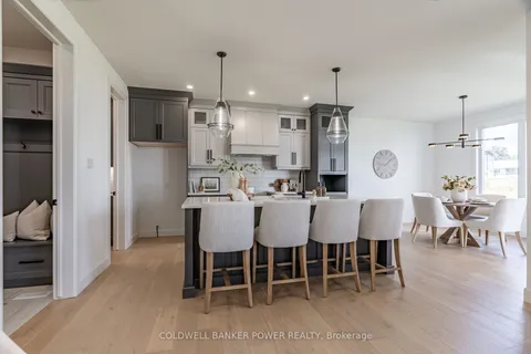 2692 HEARDCREEK Tr, London, ON N6G 0W1