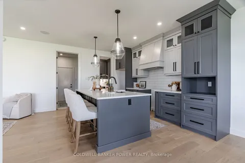 2692 HEARDCREEK Tr, London, ON N6G 0W1