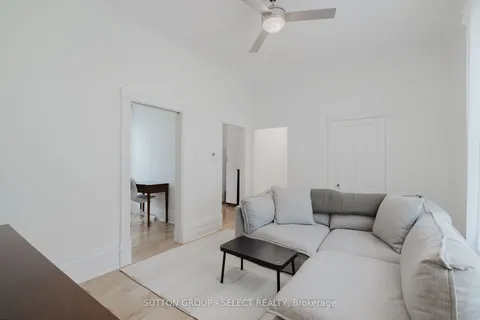 918 Wellington St, London, ON N6A 3S9