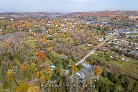 130 March St, Quinte West, ON K0K 2C0