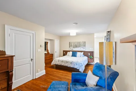 476 2nd Ave, Owen Sound, ON N4K 4L7