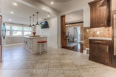 52 Adam St, Cambridge, ON N3C 2K3