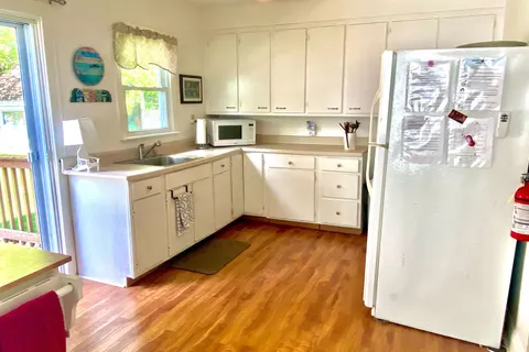 322 Oxford Ave, Fort Erie, ON L0S 1B0