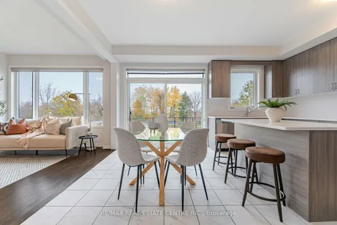 115 Crossmore Cres, Cambridge, ON N1S 0C7