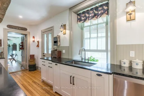 5024 Jamieson Rd, Port Hope, ON L1A 3V8