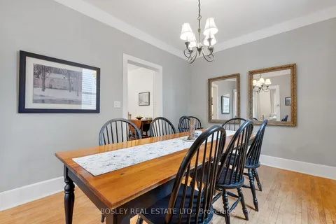 35 Ward St, Port Hope, ON L1A 1L7