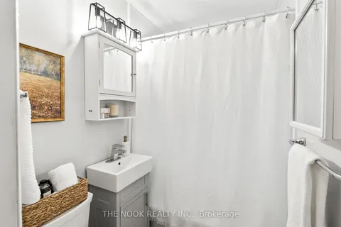 561 Steele Ave, Peterborough, ON K9J 5A2