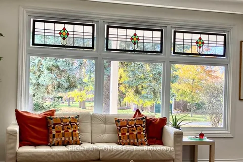 123 Flynn St, Niagara-on-the-Lake, ON L0S 1J0