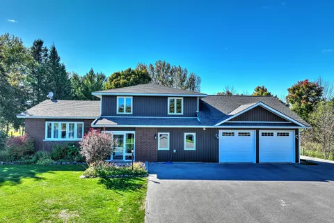 33 Northline Rd, Kawartha Lakes, ON K0M 1N0
