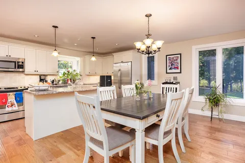33 Northline Rd, Kawartha Lakes, ON K0M 1N0