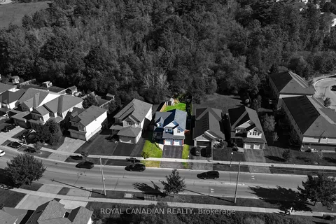 444 Doon South Dr, Kitchener, ON N2P 2T6