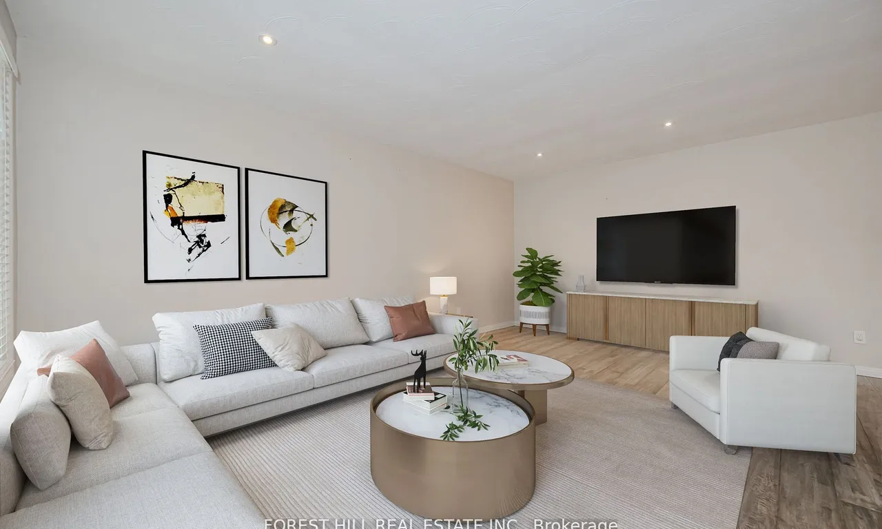 45 Amberwood St, Hamilton, ON L8J 1J1