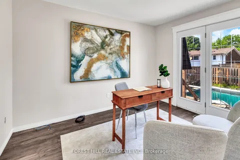 45 Amberwood St, Hamilton, ON L8J 1J1