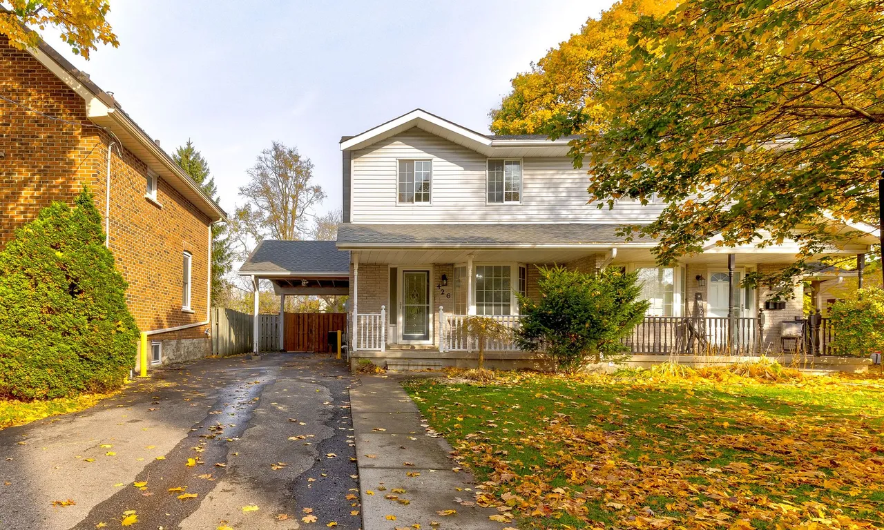 426 Albert St, Stratford, ON N5A 3L4
