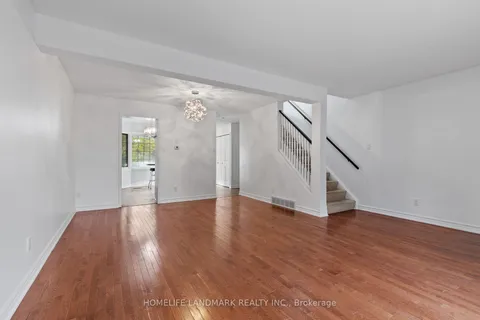 426 Albert St, Stratford, ON N5A 3L4