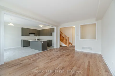 286 Forks Rd, Welland, ON L3B 0M3