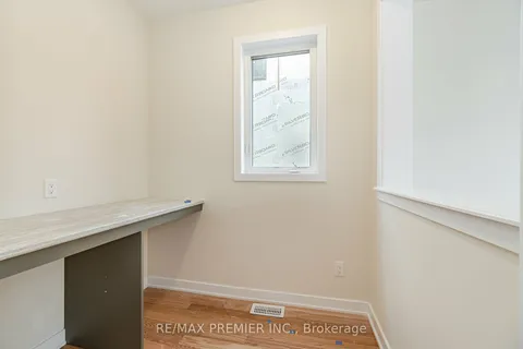 286 Forks Rd, Welland, ON L3B 0M3