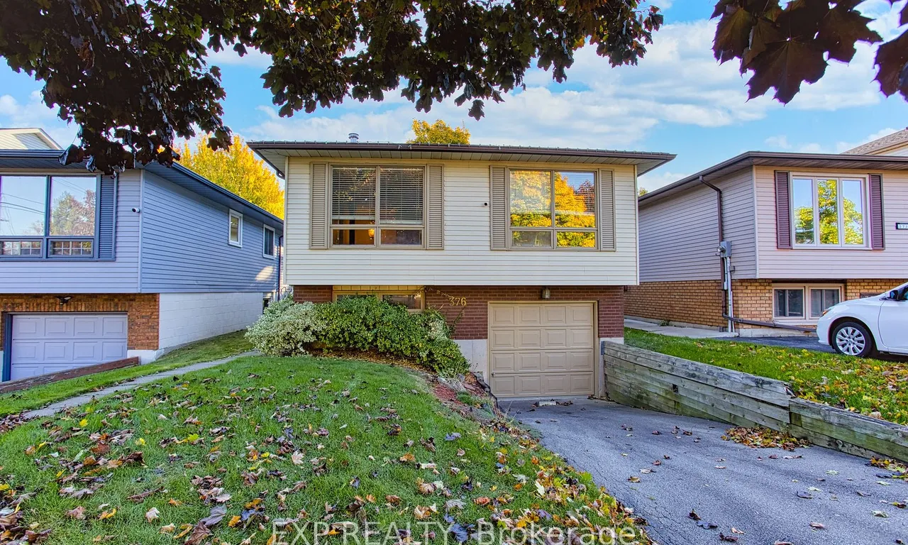376 Rexford Dr, Hamilton, ON L8W 2M6
