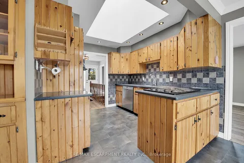 203 Park Ave, Haldimand, ON N1A 1M7