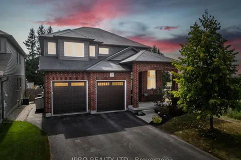 21 Melody Lane, East Luther Grand Valley, ON L9W 5Y6