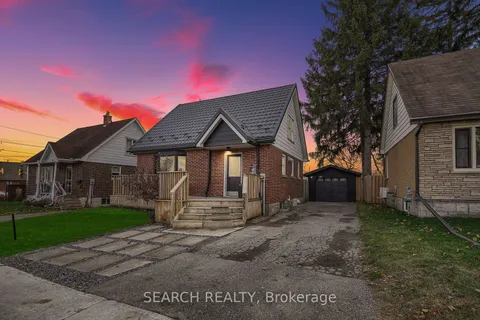 393 Weber St, Kitchener, ON N2H 1G4