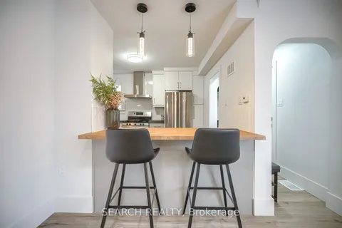 393 Weber St, Kitchener, ON N2H 1G4