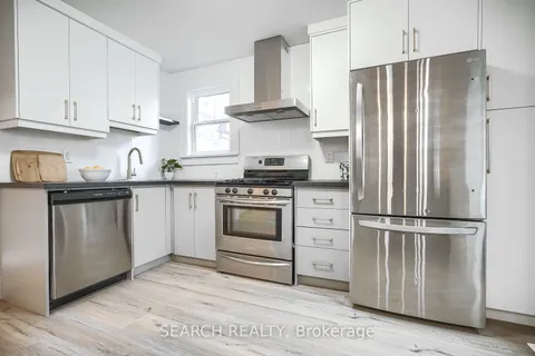 393 Weber St, Kitchener, ON N2H 1G4