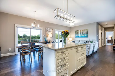 27 Milner Crt, Kawartha Lakes, ON K9V 0L2